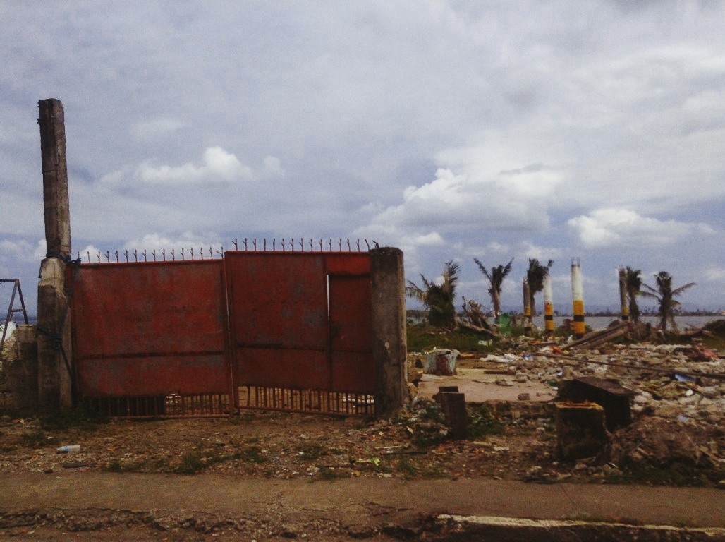 wreckage in tacloban city due to typhoon yolanda