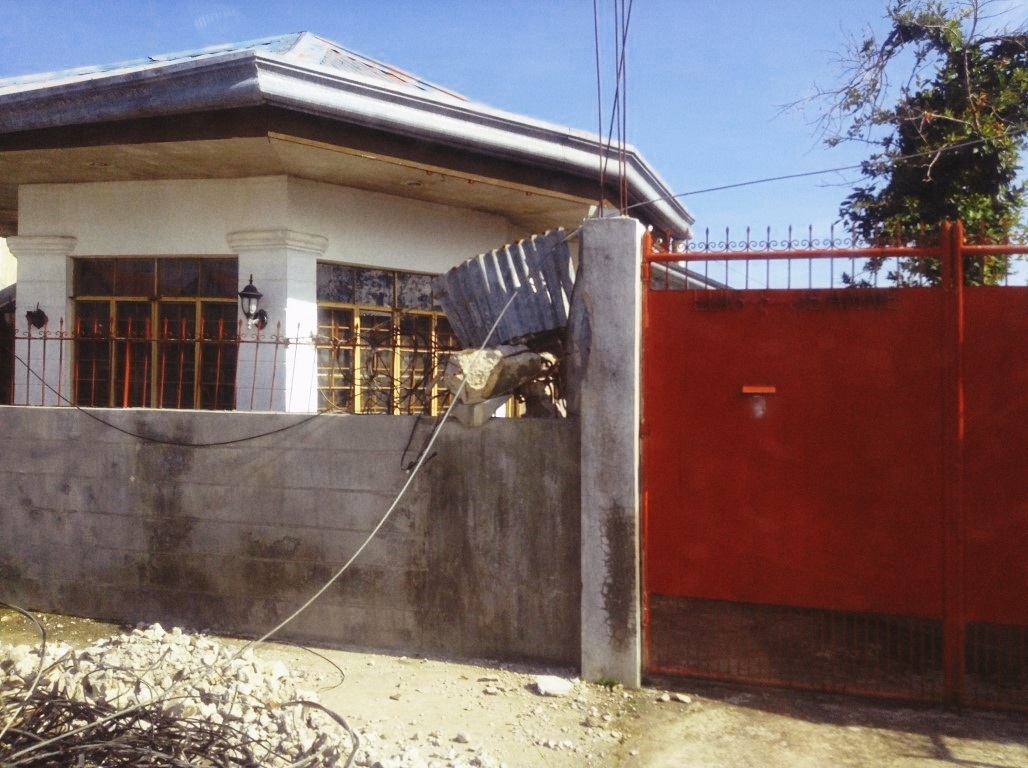 damaged house in v&g aftermath of typhoon haiyan