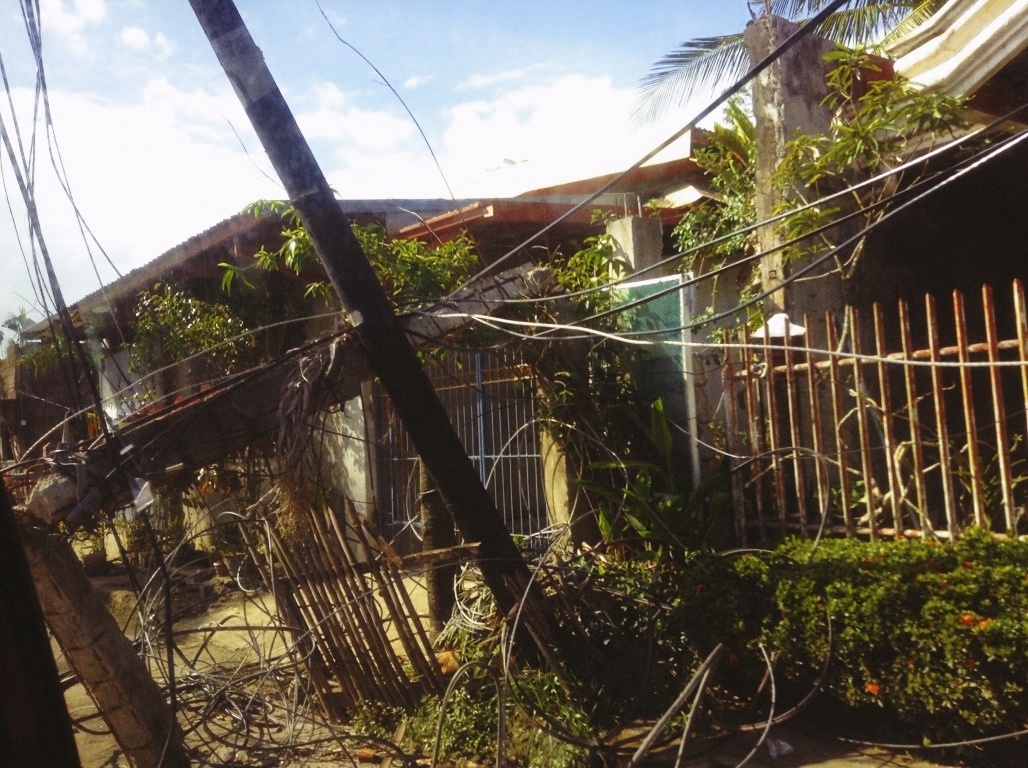 destruction in V&G tacloban City after typhoon yolanda