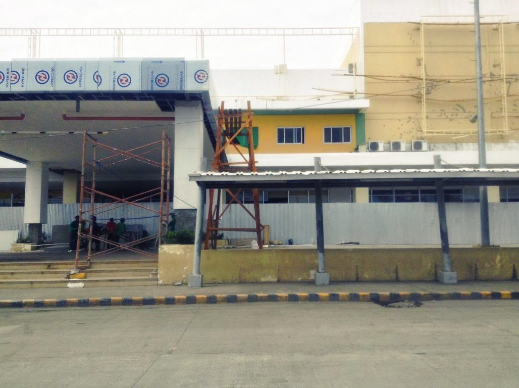 robinsons hotel after typhoon haiyan 2